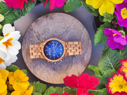 Orologio in legno di ulivo