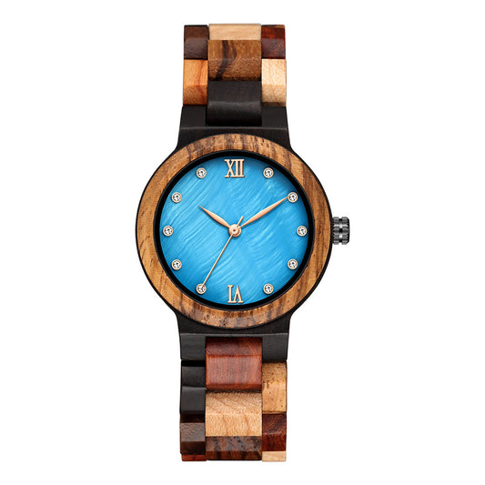 Orologio con i vari legni del mondo