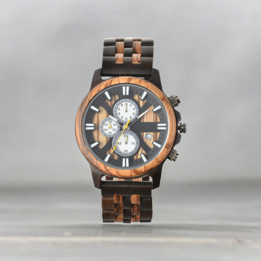 Orologio in legno d'ulivo