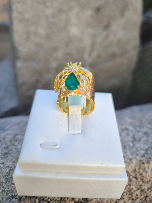 Anello regolabile con ape e radice di smeraldo