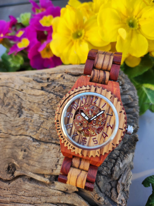 Orologio in Legno di Sandalo rosso e Ulivo.