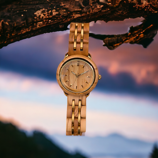 Orologio in legno d'ulivo