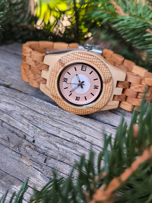 Orologio in legno d'ulivo