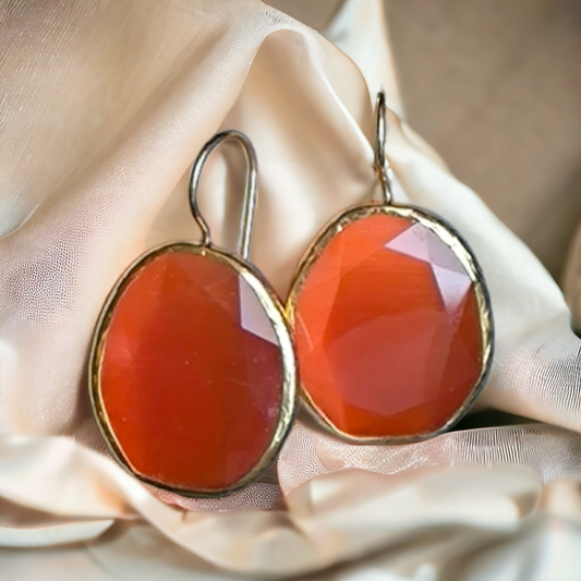 Orecchino Pendente in Corniola