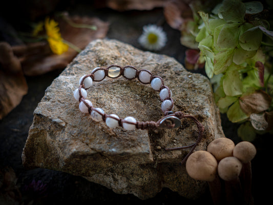 Bracciale in pietra intrecciato in quarzo bianco
