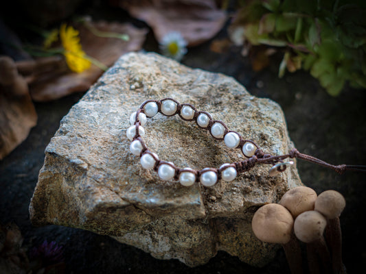 Bracciale in perle intrecciato perla