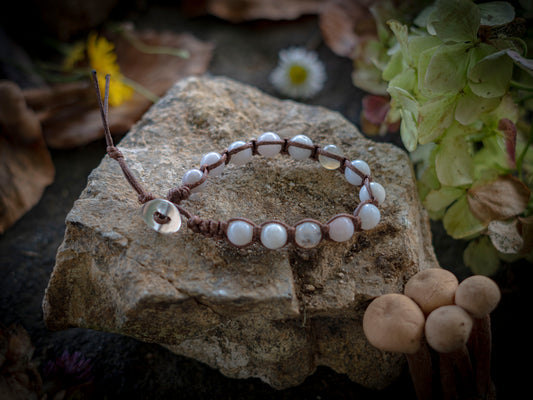 Bracciale in pietra intrecciato in quarzo bianco