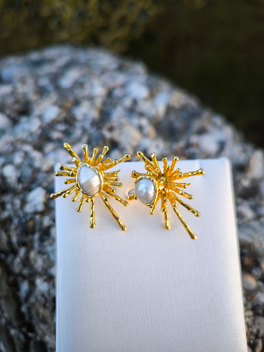 Orecchino in Zama con perla di fiume naturale